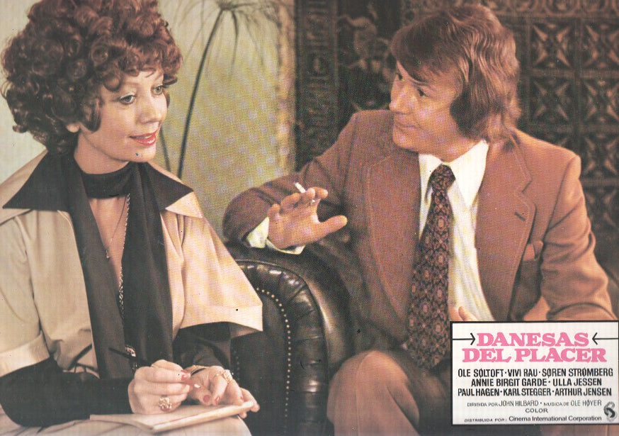Caratula de cine: DANESAS DEL PLACER / Hopla pa Sengekanten , (numerado 06 en trasera)