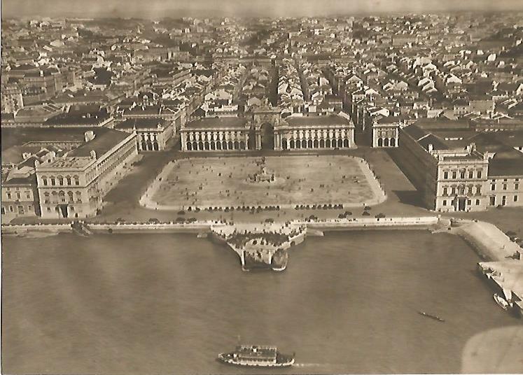 LAMINA GEOGRAFIA 0126: Plaza del Comercio en Lisboa Portugal