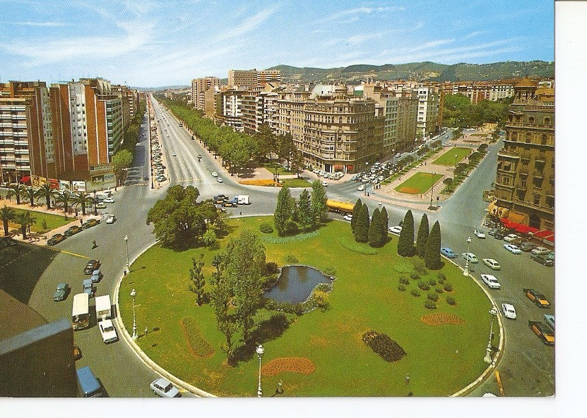 Postal 040048 : Barcelona. Plaza Calvo Sotelo y Avda. Gralmo. Franco