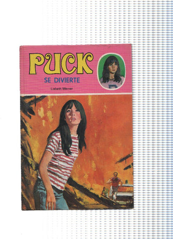 Puck se divierte