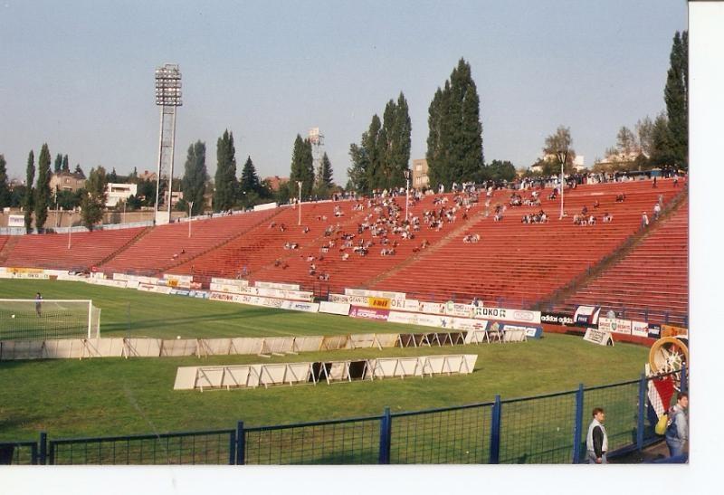 FOTO FUTBOL numero 014 : Estadio de futbol. Ostrava