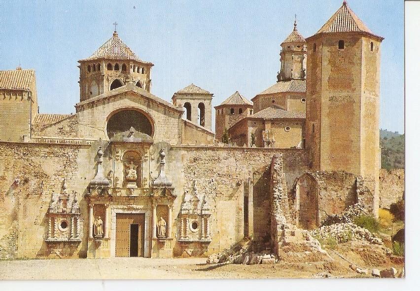 Postal 028451 : Real Monasterio de Poblet, fachada de la iglesia