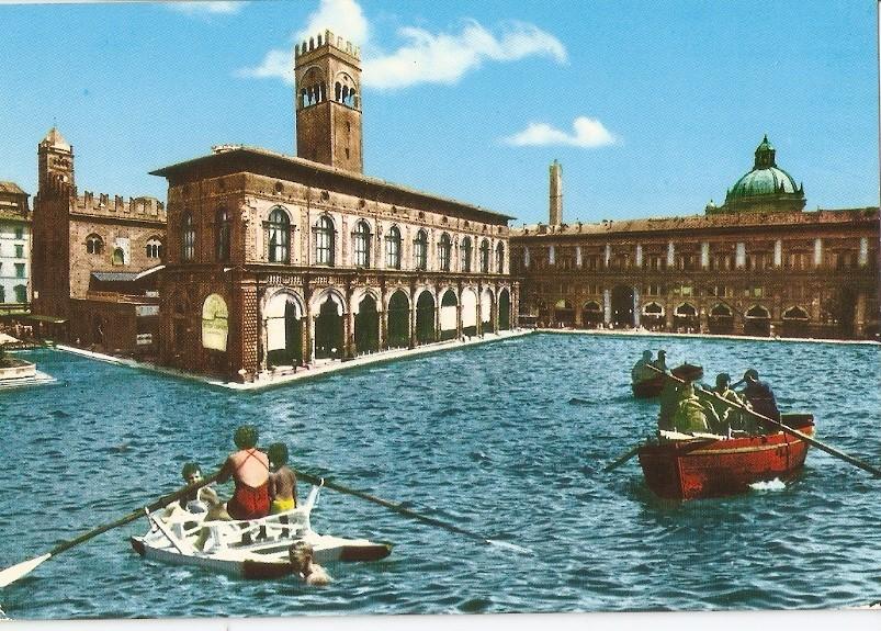 Postal 033114 : Bologna. Italia Greate Square and Autority Palace