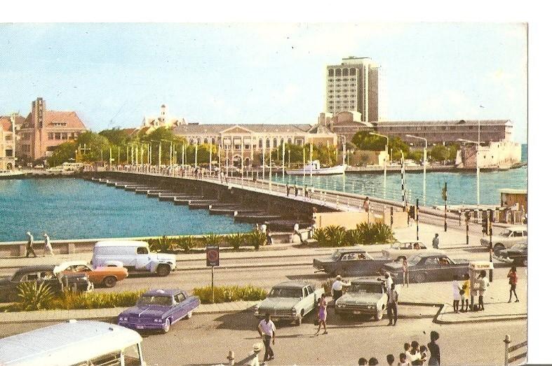 Postal 029570 : Curaçao Netherlands Antilles. Curaçaos famous bridge across the harbor entrance
