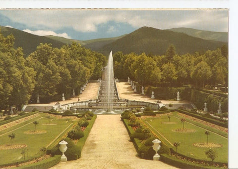 Postal 038219 : La Granja de San Ildefonso (Segovia). Parterre de la cascada nueva