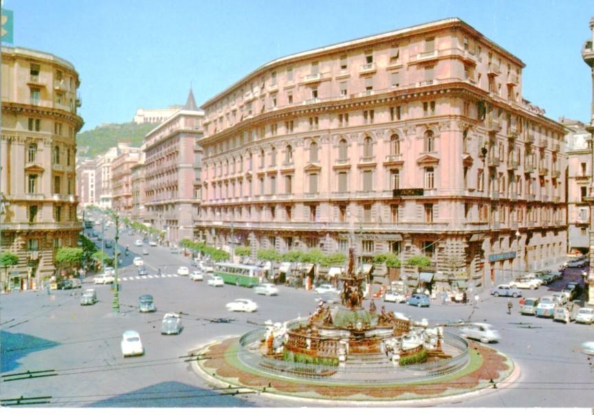 Postal 016689: NAPOLI - Piazza della Borsa