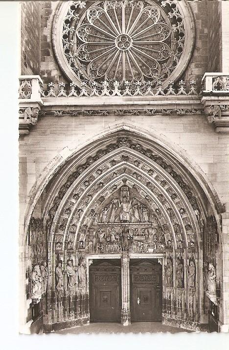 Postal 021922 : Porche et rose, Cathedrale de Fribourg