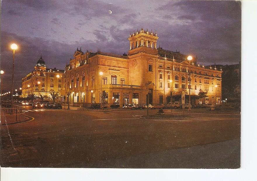 Postal 028473 : San Sebastian. Teatro Victoria Eugenia y hotel Maria Cristina