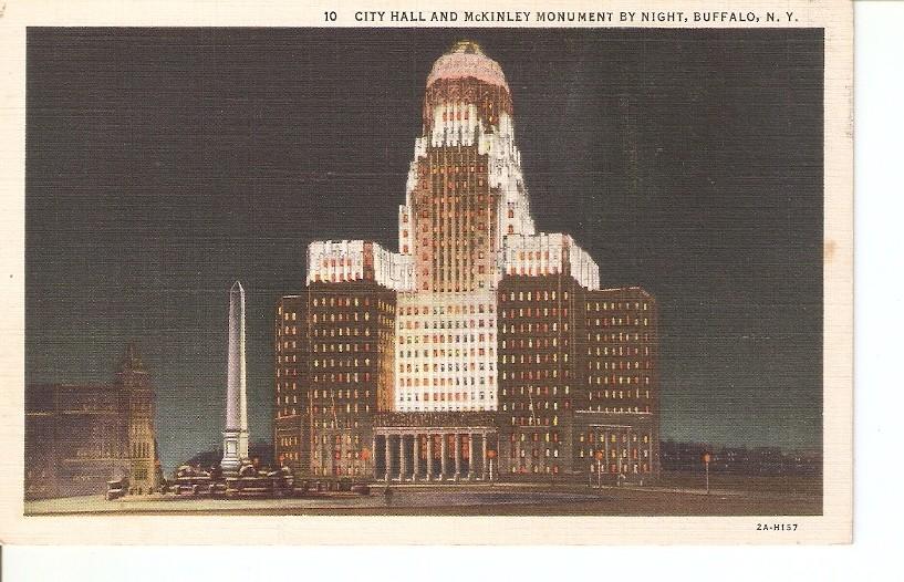 Postal 036788 : City Hall and McKinley monument by  night Buffalo N.Y.