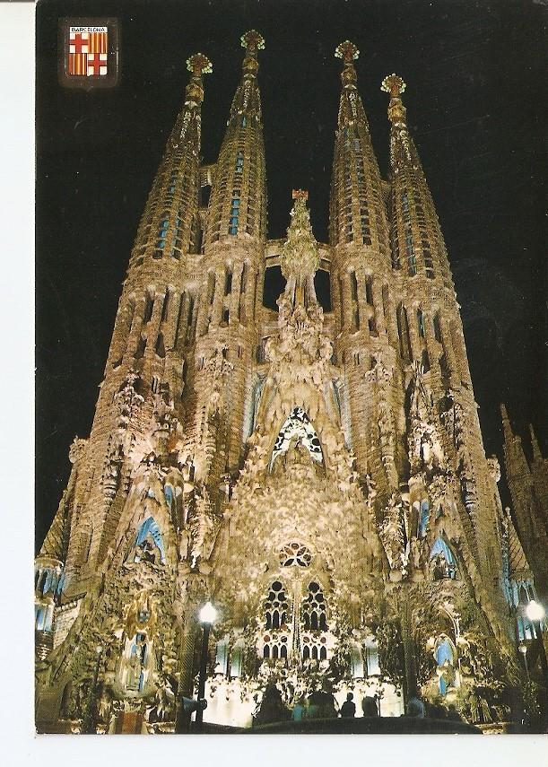 Postal 039754 : Barcelona. Templo de la Sagrada Familia (Gaudi) iluminada por Buhigas