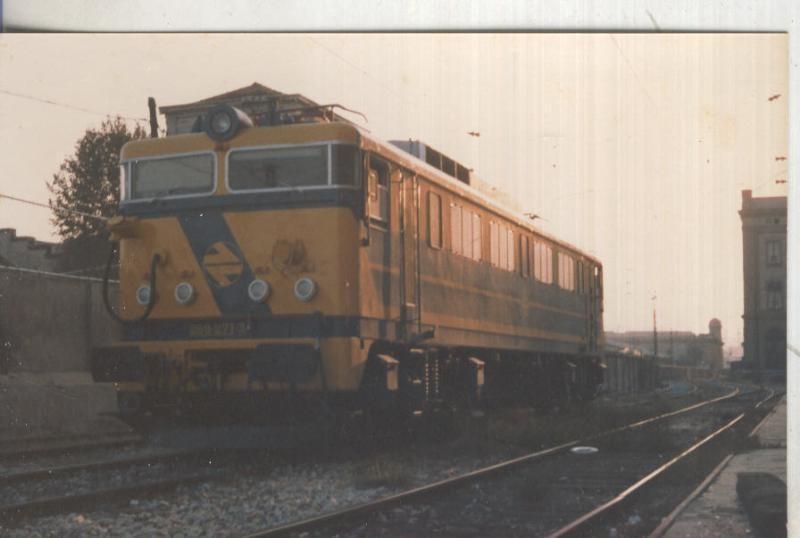 Postal 014205: Fotografia Locomotora en Estacion ferrocarril de ? 