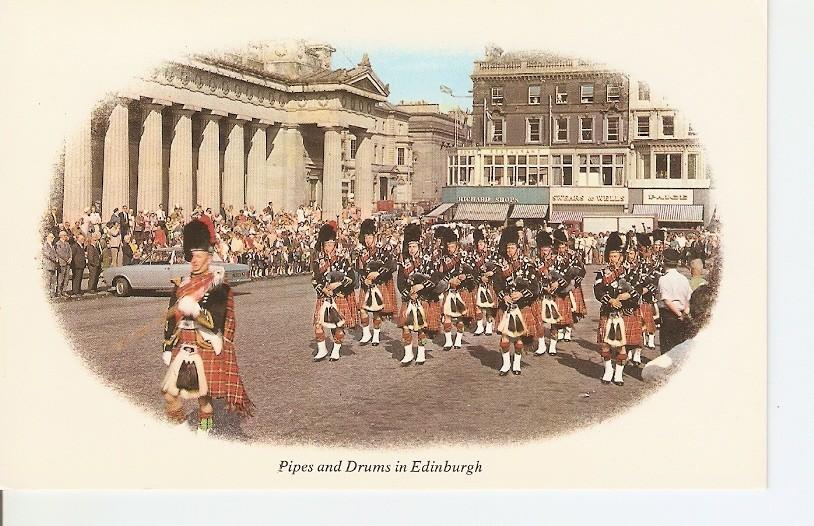 Postal 024149 : Pipes and Drums in Edinburg