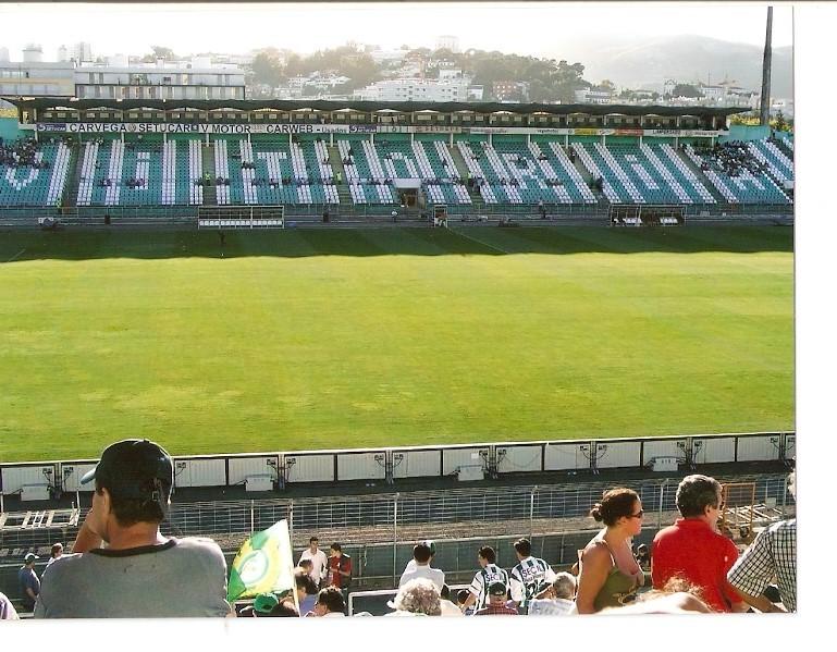 Foto Futbol 025381 : Estadio de futbol Vitoria ?