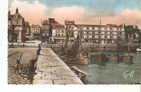 Postal 022388 : Pintura. Le Port et Hôtel du Cheval Blanc. Honfleur (Calvadors), en Normandie