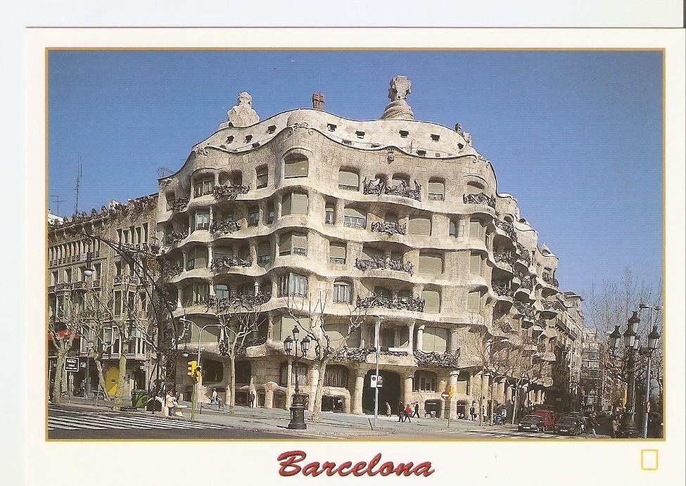 Postal 043956 : Barcelona. La Pedrera Casa Mila