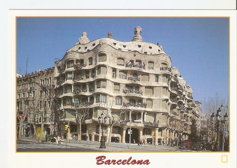 Postal 043956 : Barcelona. La Pedrera Casa Mila