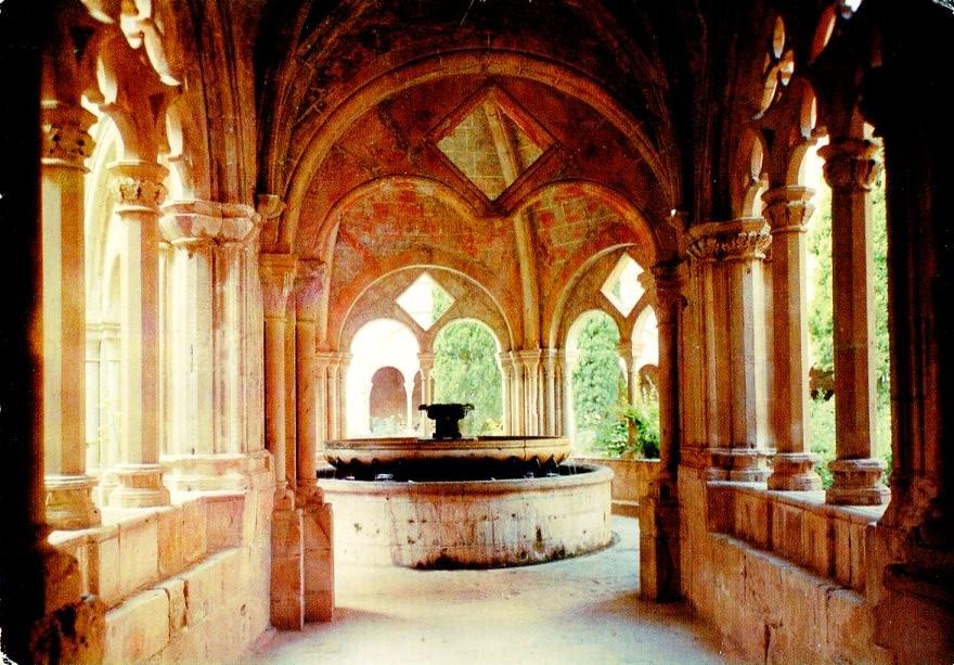 Postal 016631: POBLET - Monasterio de Poblet surtidor del templete en el claustro