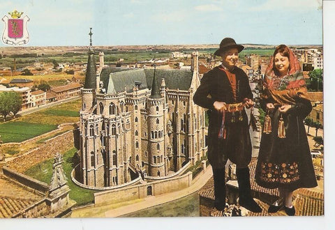 Postal 032424 : Astorga. Palacio Episcopal (Gaudi). Pareja tipica maaragata