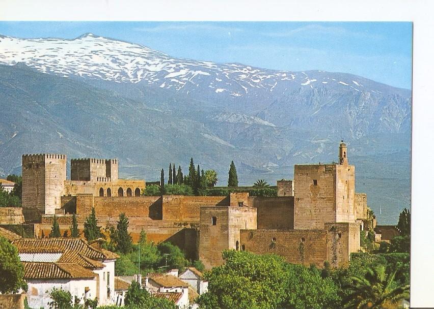 Postal 025702 : La Alhambra al fondo Sierra Nevada. Granada