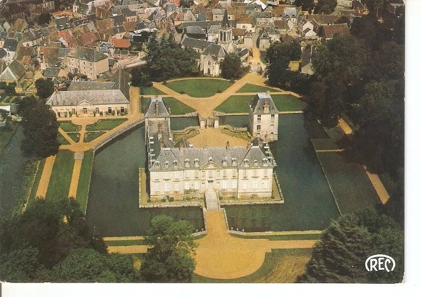 Postal 030523 : Le Barry Touristique Lignieres (Cher) Le Château