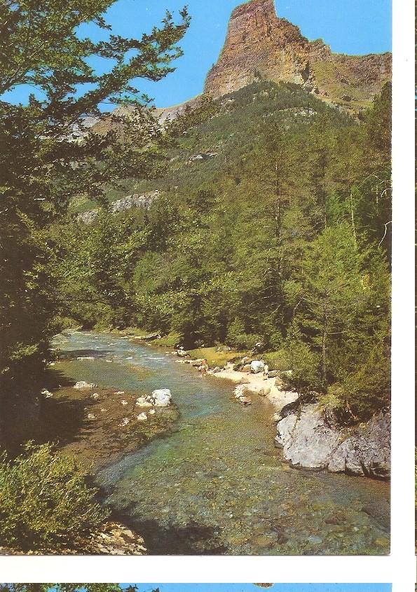 Postal 044942 : Parque Nacional de Ordesa. Tozal del Mallo y Rio Arazas