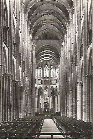 POSTAL 17692: ROUEN.NAVE DE LA CATEDRAL