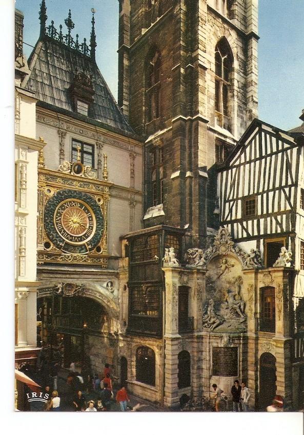 Postal 031833 : Le Gros Harloge et la Fontaine Normandie France. Rouen