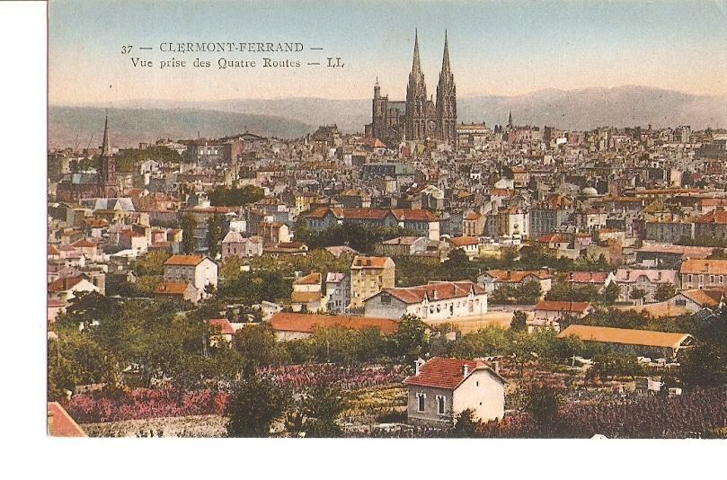 Postal 027342 : Clermornt-Ferrand, Vue prise des Quatre Routes
