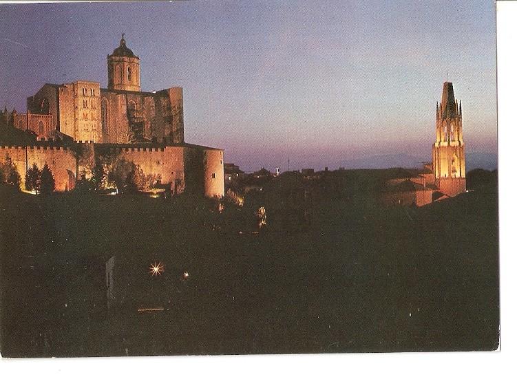 Postal 049248 : Gerona la Catedral y San Felix. Vista nocturna