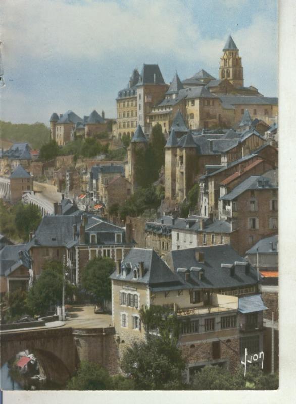 Postal 011565: Uzerche (correze), la ville en amphitheatre