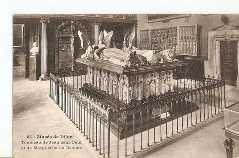 Postal 026978 : Musee de Dijon. Tombeau de Jean san Peur et de Marguerite de Baviere