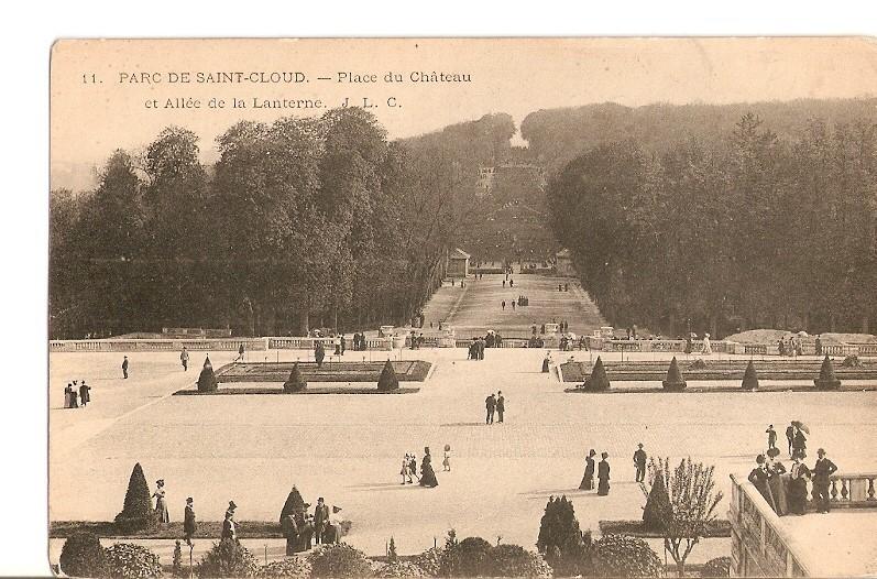 Postal 027036 : Parc de Saint-Cloud - Place du Château et Allee de la Lanterne