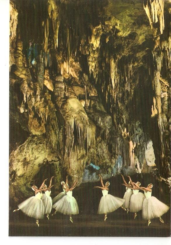Postal 024819 : Cueva de Nerja (Malaga). Actualizacion del Balet de la Tour de Paris