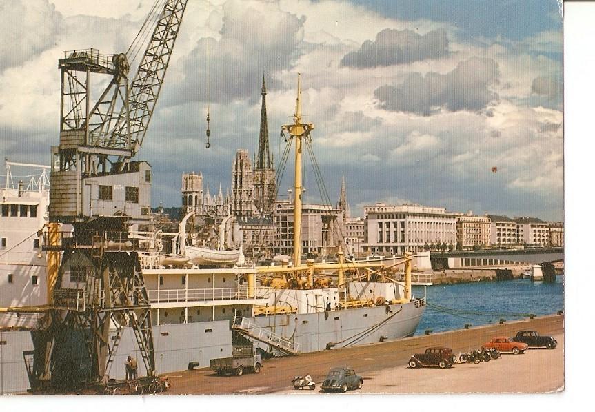 Postal 032042 : Rouen (Seine-Maritime). La Seine ses quais et sa cathedrale