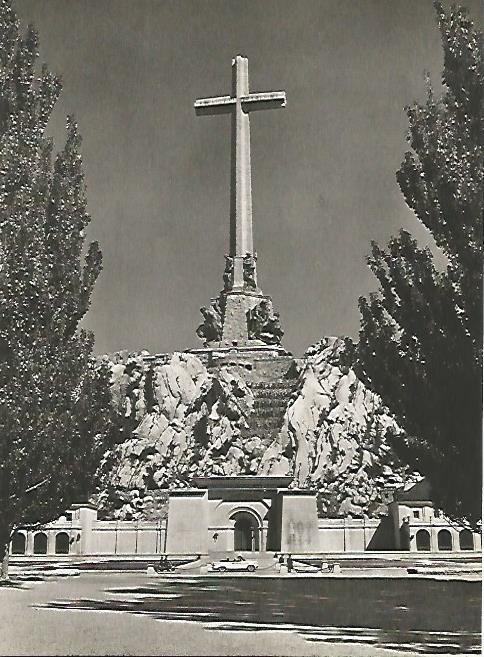 LAMINA 3568: Cruz de Cuelgamuros. Madrid