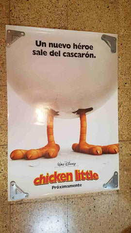 Poster de cine: Chicken Little, un nuevo heroe sale del cascaron