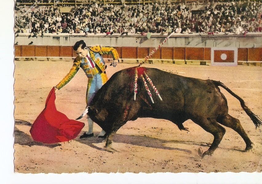Postal 028532 : Corridas. Une passe de Cape