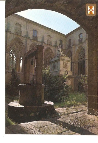 Postal 033878 : Vic (Barcelona). Ciutat dinteres Turistic. Claustre. Catedral i Tomba de Balmes