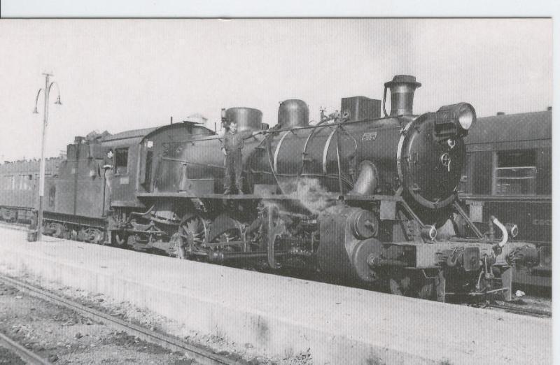 Postal 012535: Locomotora Vapor en Estacion de Tarragona, años cincuenta