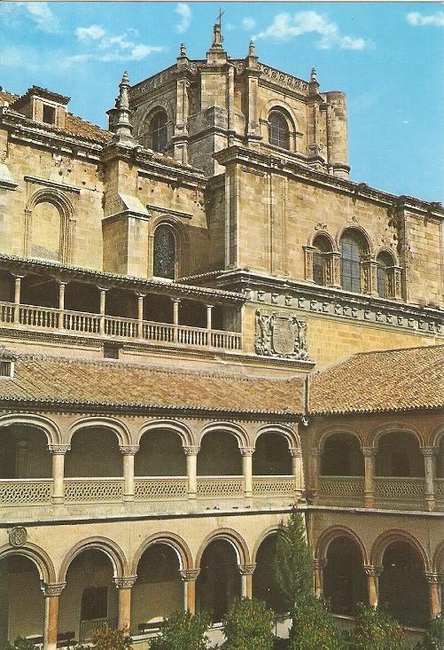 Postal 049103 : Granada. Iglesia de San Jeronimo (Siglo XVI). Claustro principal y Abside Propiedad del Monasterio de San Jeronimo