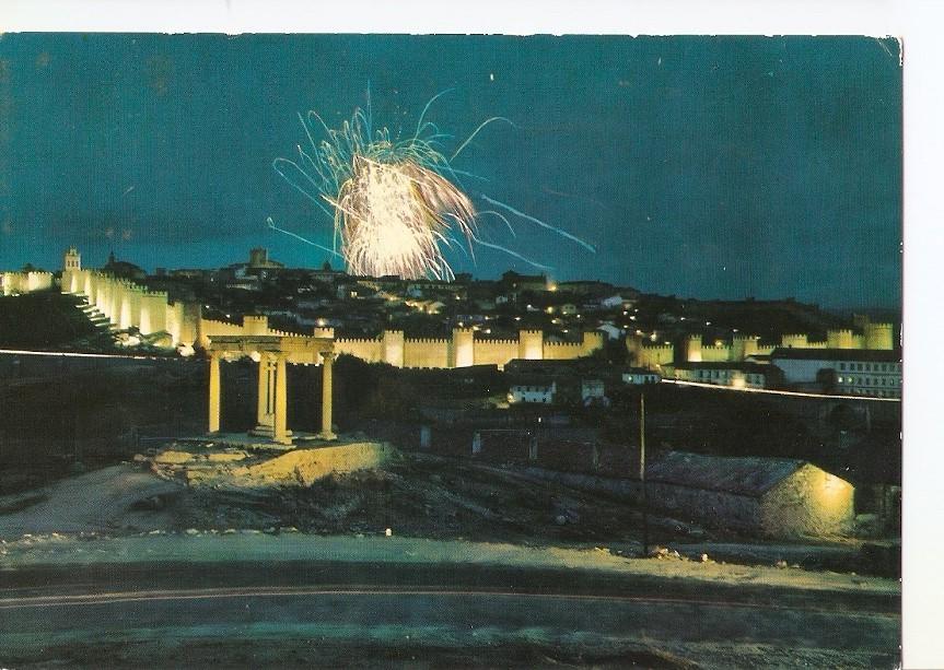 Postal 040079 : Avila. Vista general nocturna desde los cuatro postes
