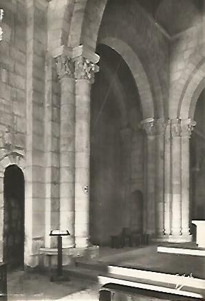 POSTAL 17819: MoNTMOREAU Abadia
