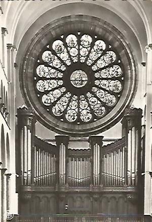 POSTAL 17827: Catedral de Tournal
