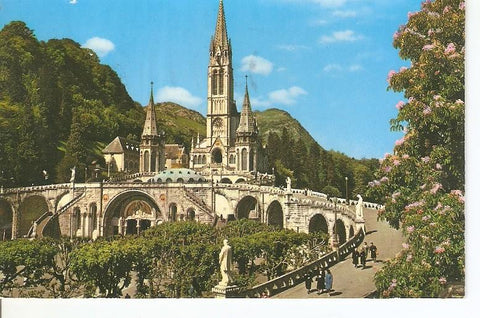 Postal 041866 : 65100 - Lourdes. La Basilica