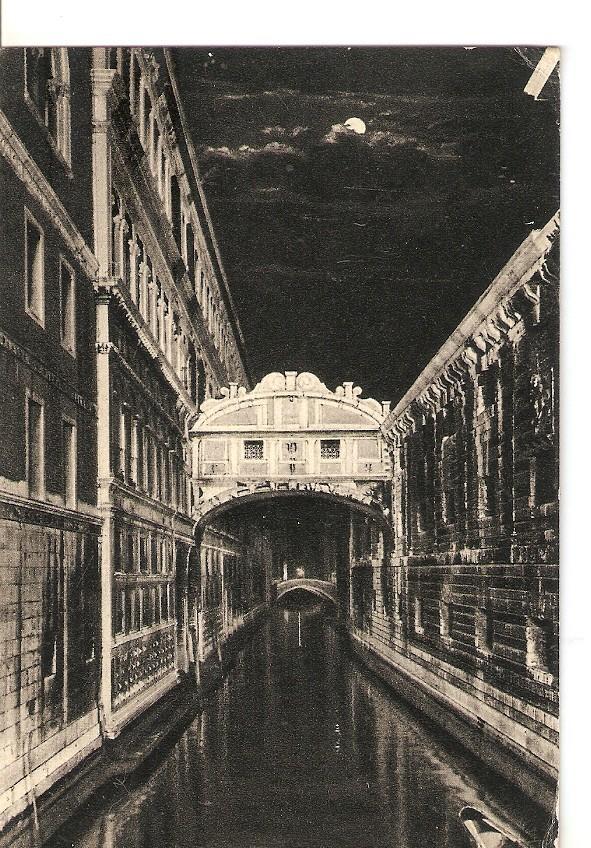Postal 036661 : Venezia. The Bridge of Sights by Night