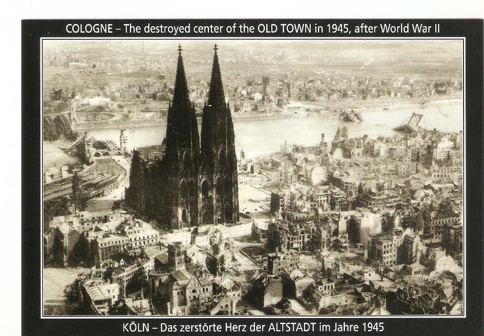 Postal 043625 : Koln am Rhein. The destroyed Old Town in 1945 after World War II
