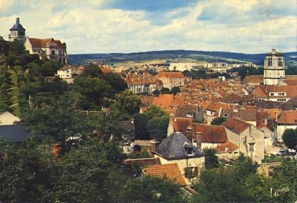 POSTAL 61354: Panorama de Tonnerre