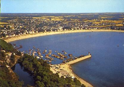 POSTAL 61399: Muelle y playa vista aerea