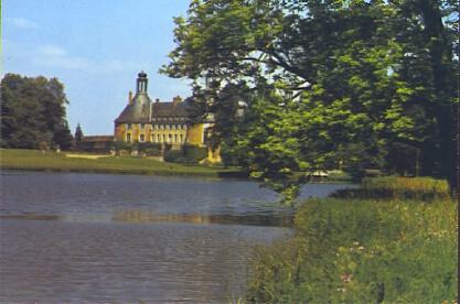 POSTAL 61453: Rio con castillo al fondo