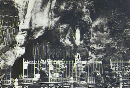 POSTAL 61520: Lourdes en blanco y negro